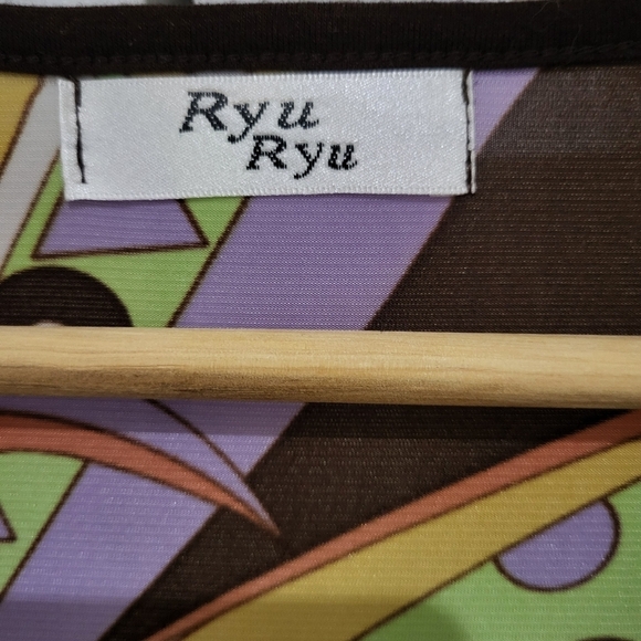 ⭐️3/$25⭐️ Ryu Ryu Multicoloured Abstract Geo Print Tunic - Picture 14 of 16